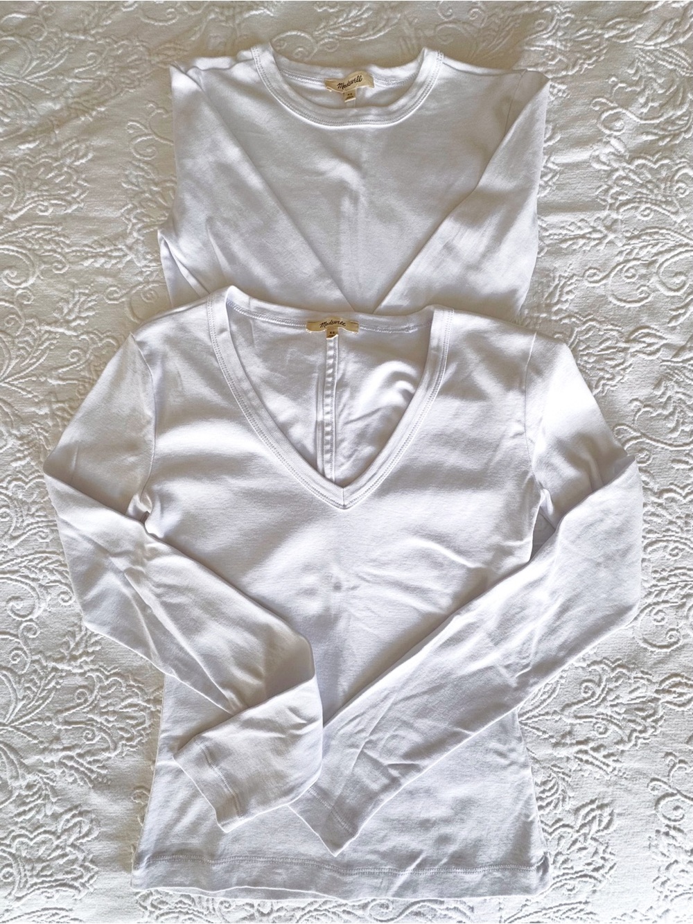 lot of TWO madewell 90s white long sleeve tees in compact cotton xs